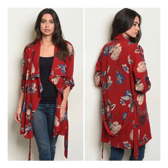 Only 1 M left💕Red Floral Kimono💕 - Picture 1 of 7